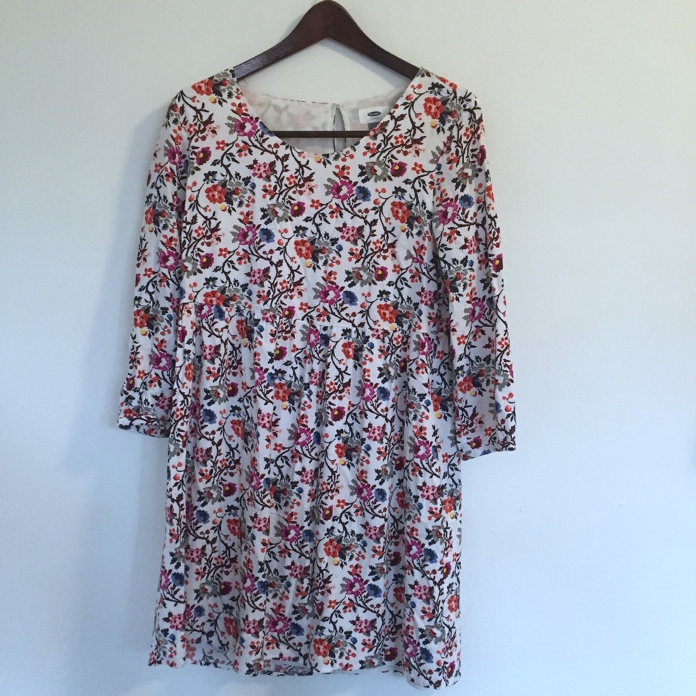 ✨ Old Navy Floral Dress